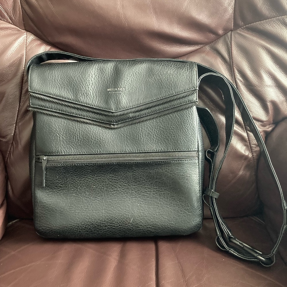 Matt & Nat Black Crossbody Bag
